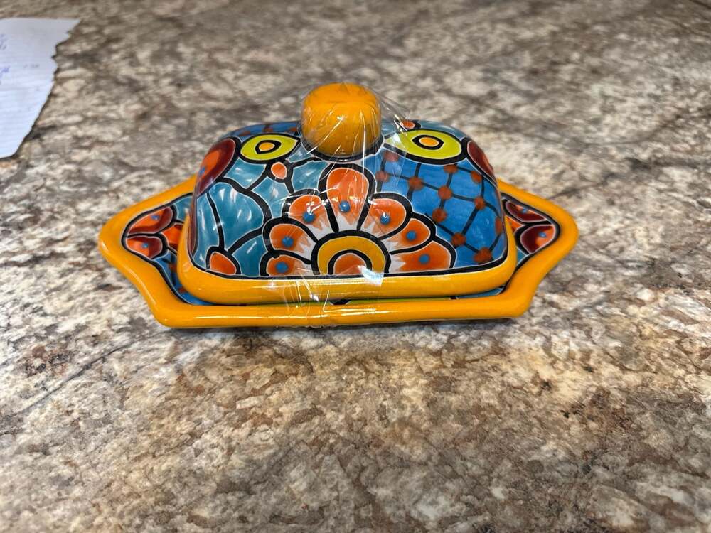 Hand-Painted Mexican Talavera Ceramic Butter Dish with Lid - Picture 3 of 5
